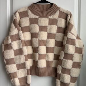 Endless Blu Cream & Off-White Checkered Knit Sweater | Size M